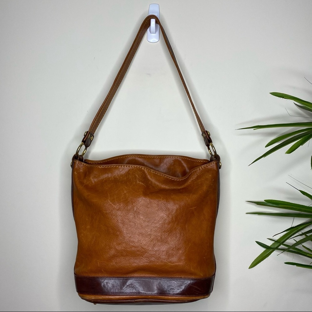 Marino Orlandi || Two Toned Leather Shoulder Bucket Bag